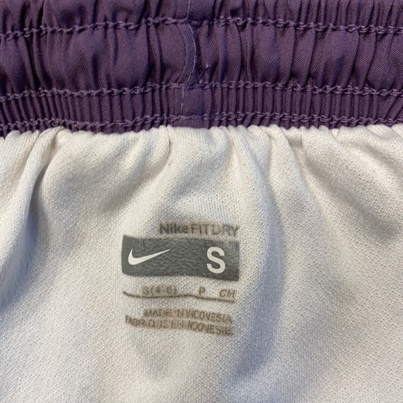 Nike running shorts - Picture 4 of 6